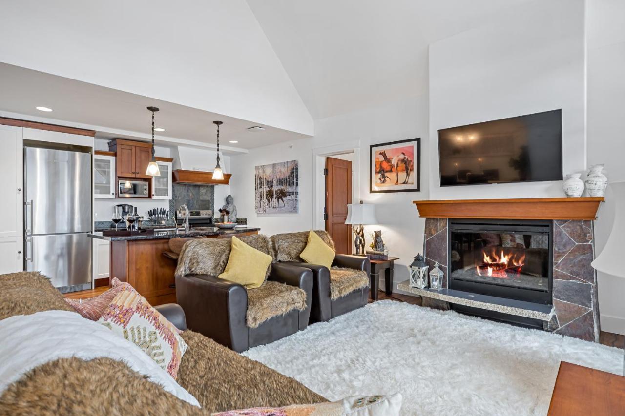 Penthouse At Solar A Resort And Spa Canmore Extérieur photo